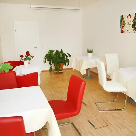 Otel Restaurant Red 3*
